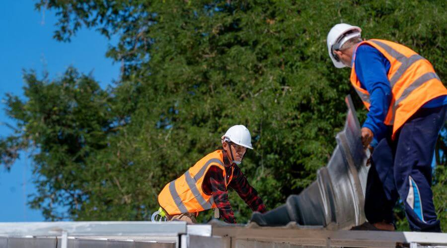 Roof leak detection in Windfall, IN